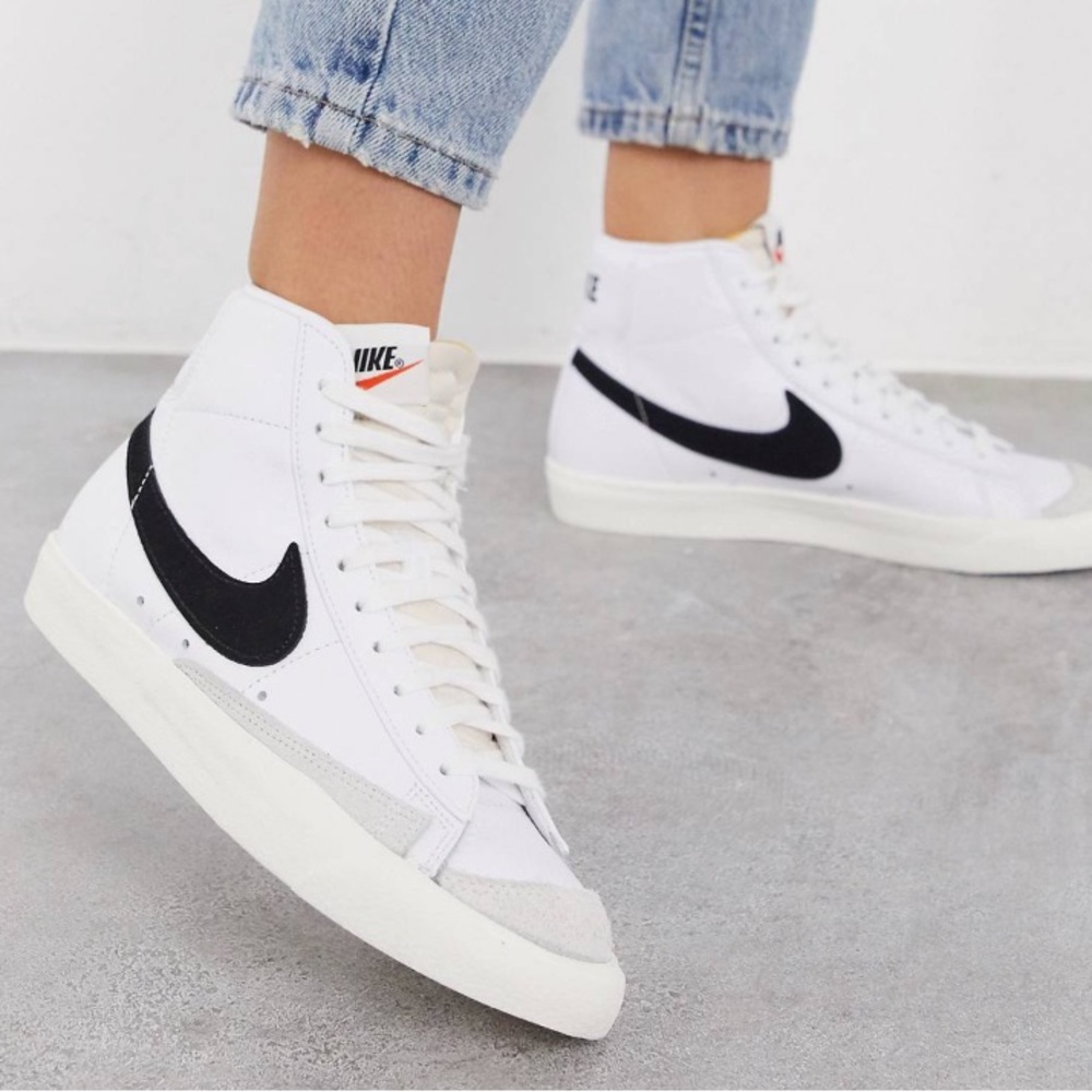 NIKE BLAZER MID 77’ - USED